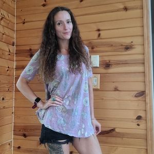LuLaRoe dream catcher shirt